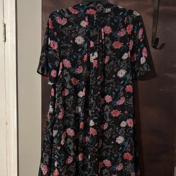 Disney Black Sheer Mulan Kimono - Picture 6 of 9